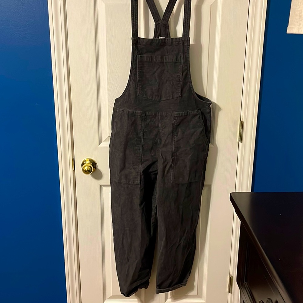 American Eagle Corduroy Dark Gray Slouchy Oversized Overalls Size Small Women’s